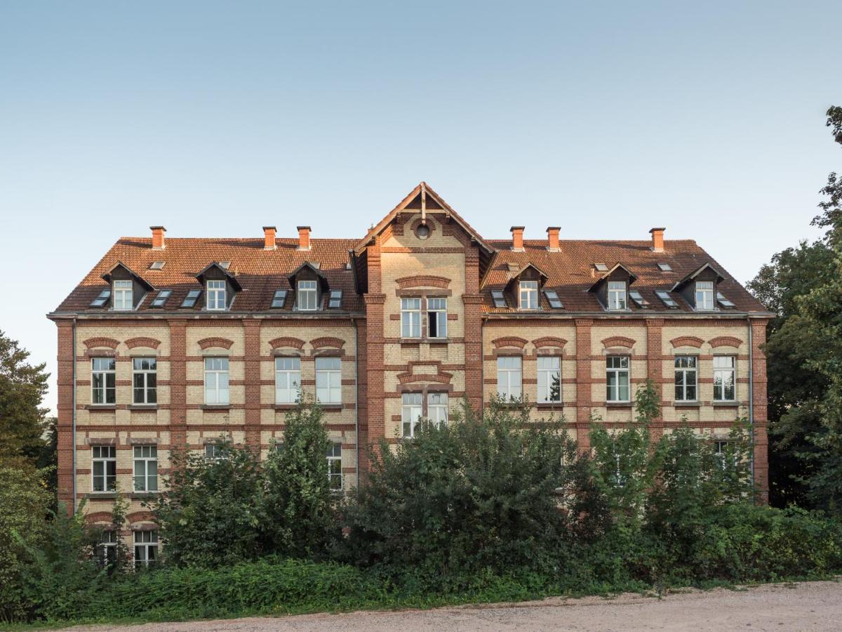 Schwarzlins Loftraum - Stilvolles Apartment Mit Smart Tv, Netflix, Disney Plus, Schnellem Wlan, Parken, Nespresso Sankt Ingbert Eksteriør bilde